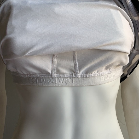 Balance Tank Top Triangle Pattern Large - Picture 3 of 9